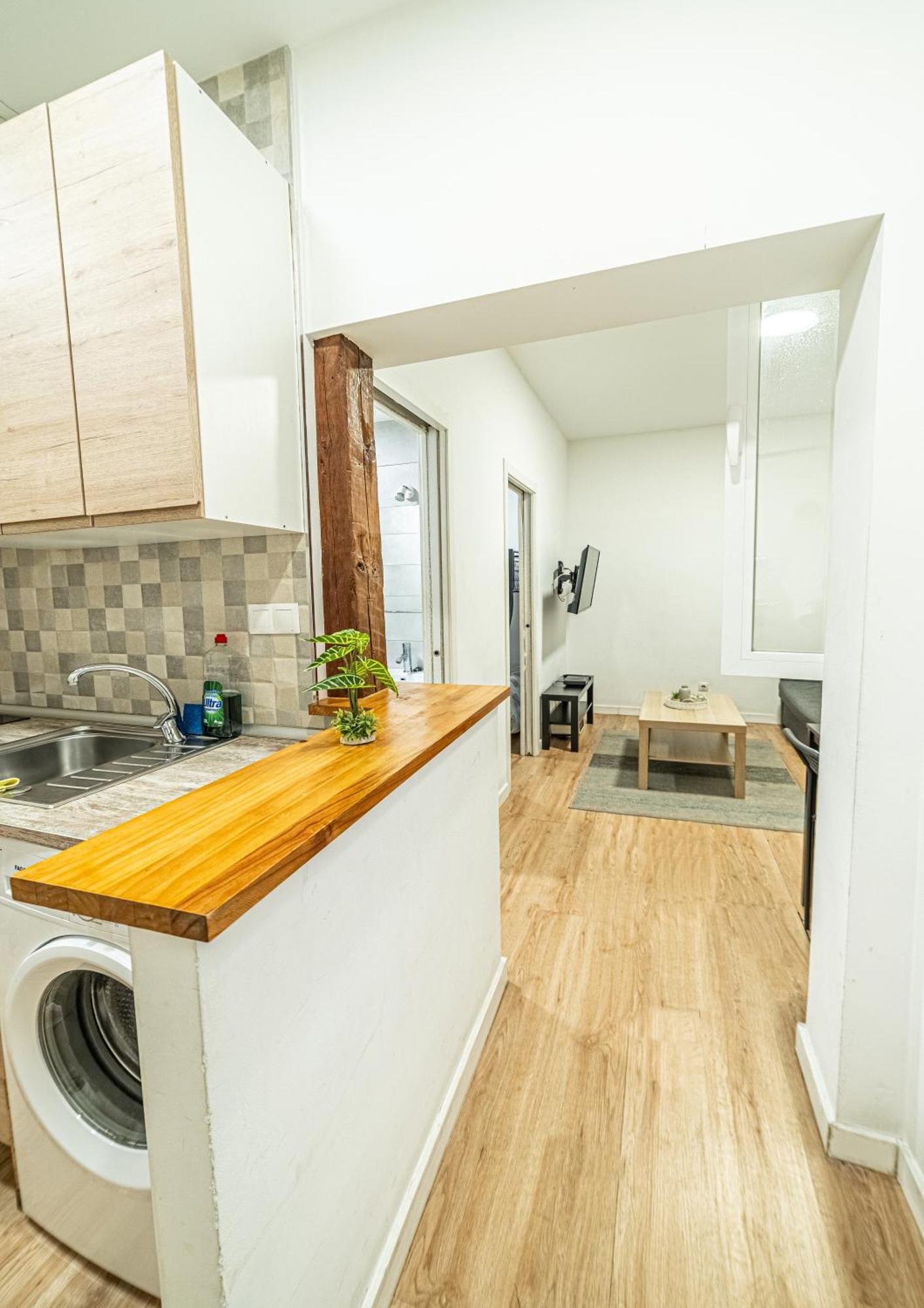 New Flat , Modern , Wifi, 10Min Sol, 5 Reina Sofia Apartamento Madri Exterior foto