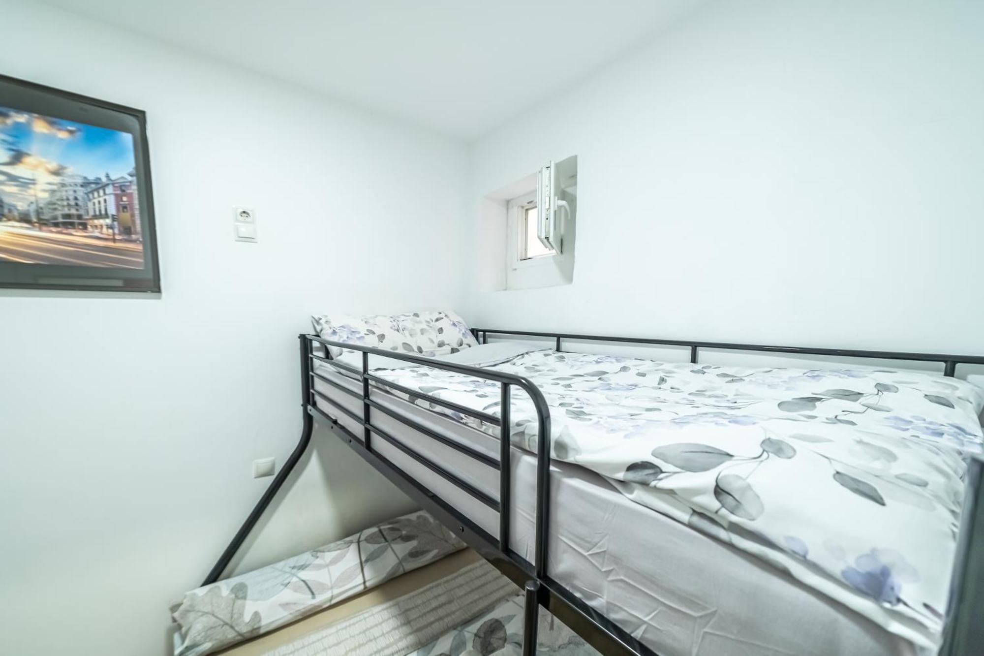 New Flat , Modern , Wifi, 10Min Sol, 5 Reina Sofia Apartamento Madri Exterior foto